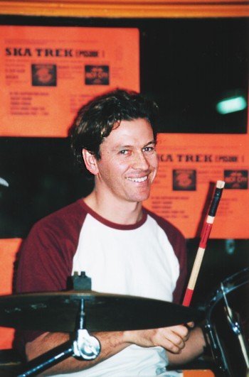 Simon druming